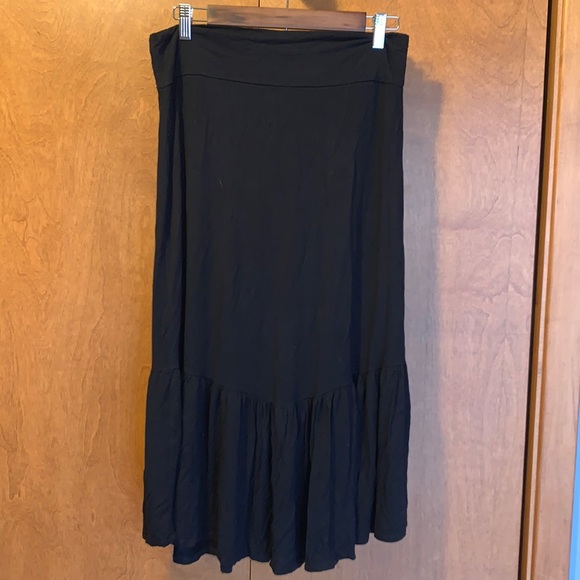 Agnes & Dora Dresses & Skirts - GUC Agnes & Dora black knit skirt - size L